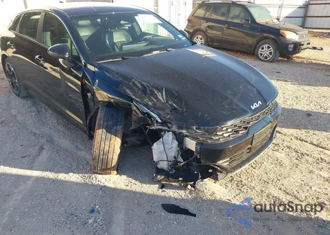 2023 Kia K5 Gt-Line z USA, uszkodzony, nr VIN 5XXG64J28PG183791